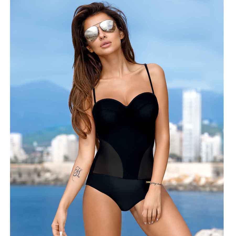 A day at the beach with MiamiTeenyWeenyBikini.Com