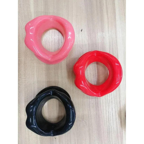 Silicone Lips Beauty Tool - MiamiTeenyWeenyBikini.Com