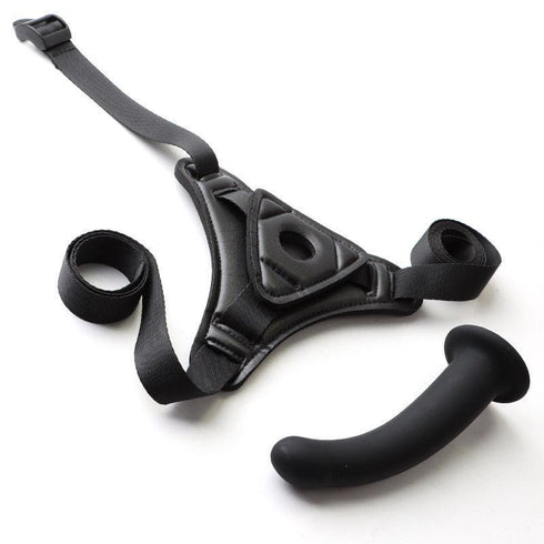 Lesbian Couple Big Dildo Strap On