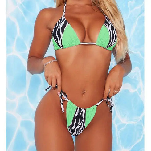 Yulia - MiamiTeenyWeenyBikini.Com